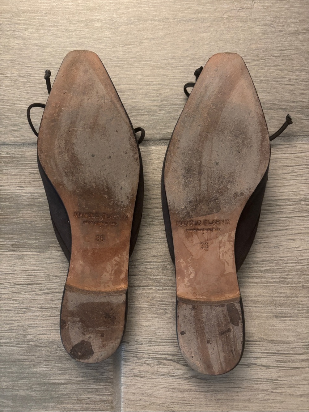 Manolo Blahnik Dark Gray Suede Bow Mules - Picture 2 of 5